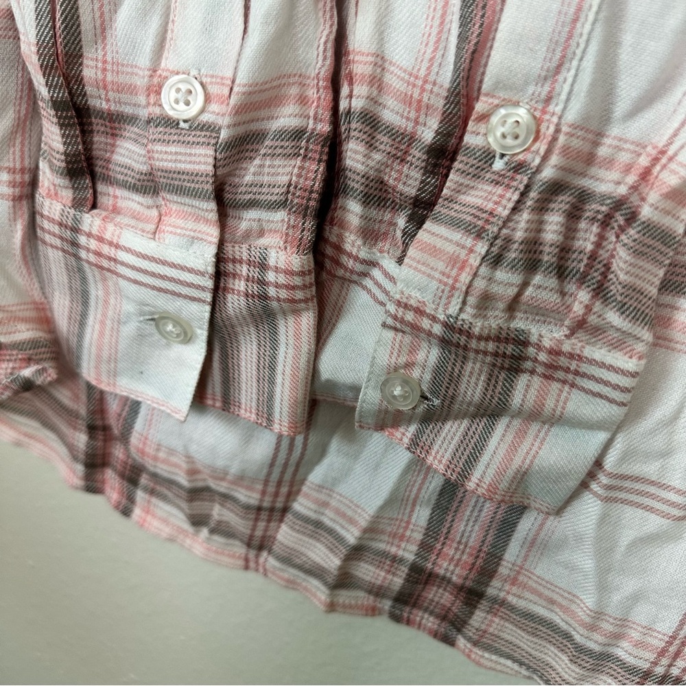 Women’s Jessica Simpson Pink and White Plaid Button-Up Shirt - Picture 5 of 6
